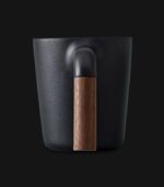 Eames plastic side chair